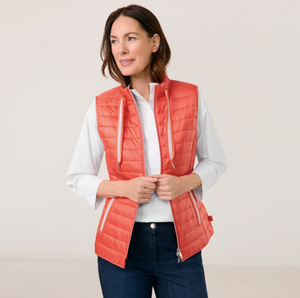 GERRY WEBER<BR>
Quilted Jacket with Drawstring<BR>
Coral, Pink<BR>